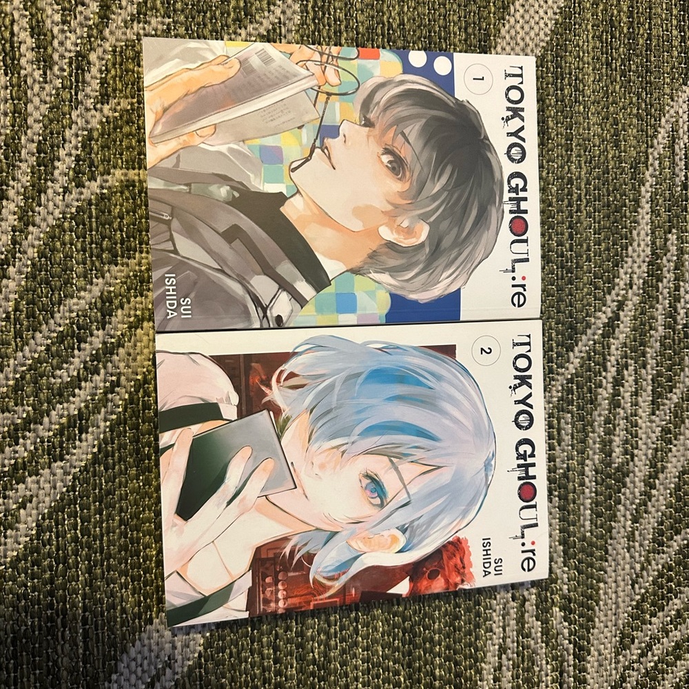 First two Tokyo Ghoul manga